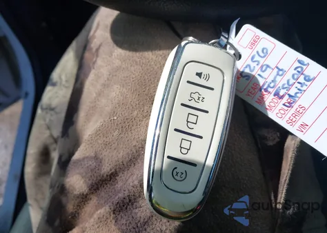 2019 Ford Escape Se from USA, damaged, VIN 1FMCU9GD5KUC35693